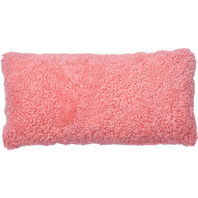 Dobbeltsidet Pude | Korthåret Lammeskind | 30x60 cm Koral Lantana