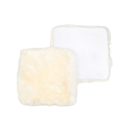 Sædehynde | Langhåret | New Zealand | Stofbagside | 40x40 cm Hvid