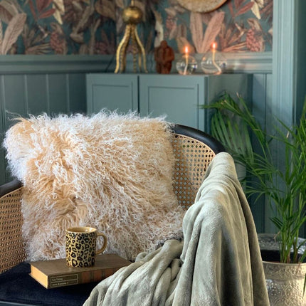 Lammeskindspude | Tibet | 50x50 cm Gylden Hvid